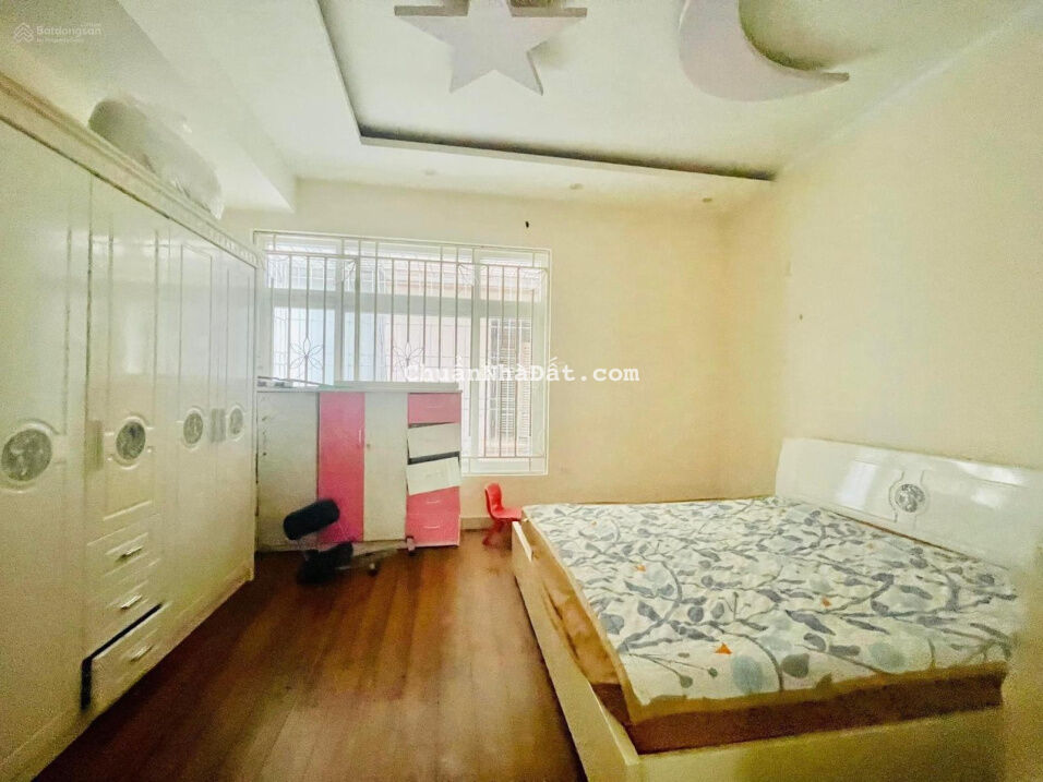 Siêu phẩm Lạc Trung thông số đẹp - ô tô tránh - 2 thoáng - vỉa hè KD - ô chờ thang máy giá 13.2 tỷ