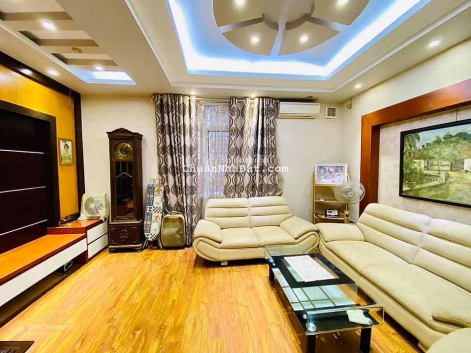 Bán nhà KĐT Đầm Trấu, tiện ích ngút ngàn, 66m2, 12 tỷ 3