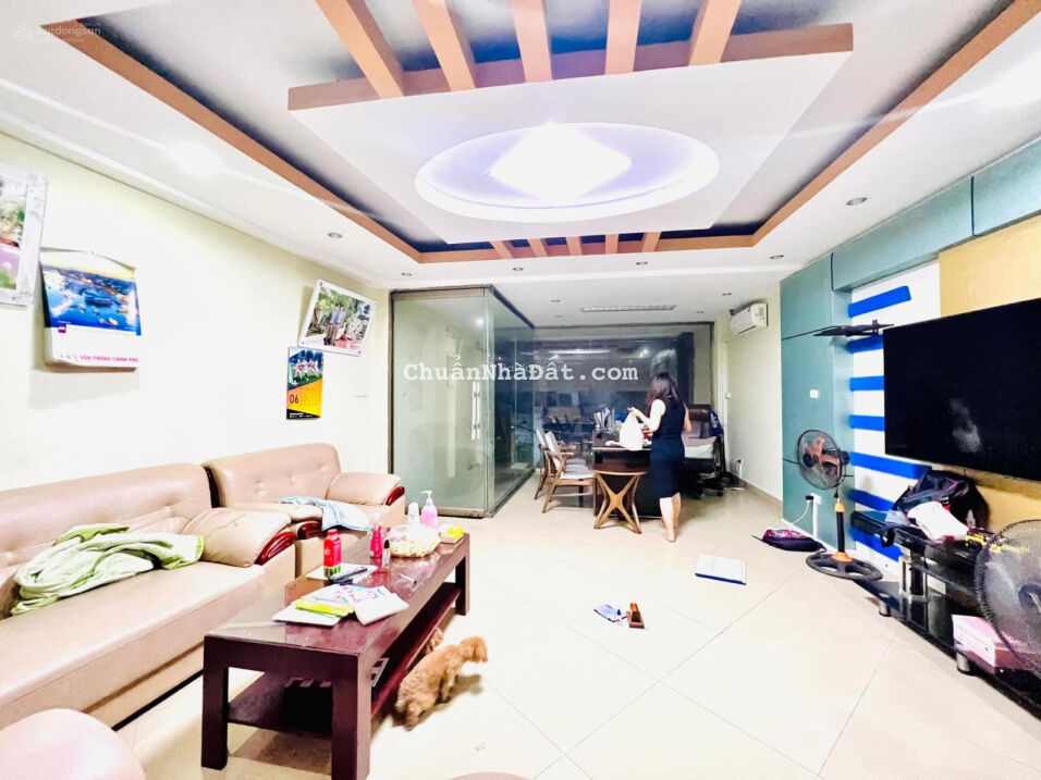 Phố Lạc Trung 80m2 x 7 tầng. Mặt tiền 4.5m. Giá 12 tỷ - Hai Bà Trưng