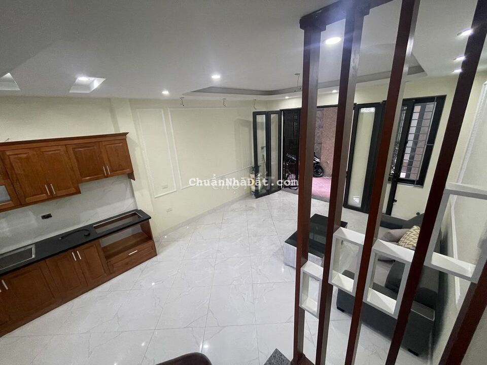 đông la 3 tầng 30m2 cách mặt đường ô tô tránh 20m 4 tầng 30m2 2,15 tỷ