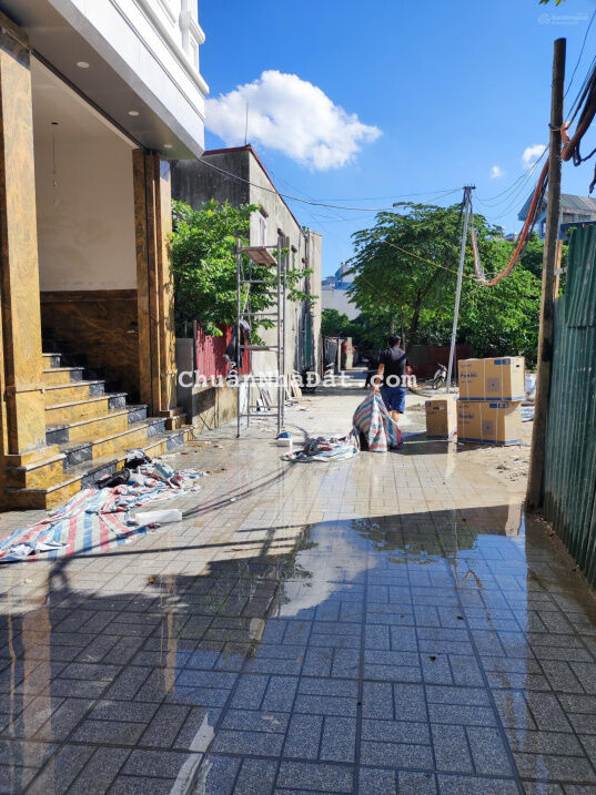 Hạ giá kịch sàn bán nhanh nhà Vân Canh, Hoài Đức, 30m2x5 tầng giá chỉ hơn 2 tỷ