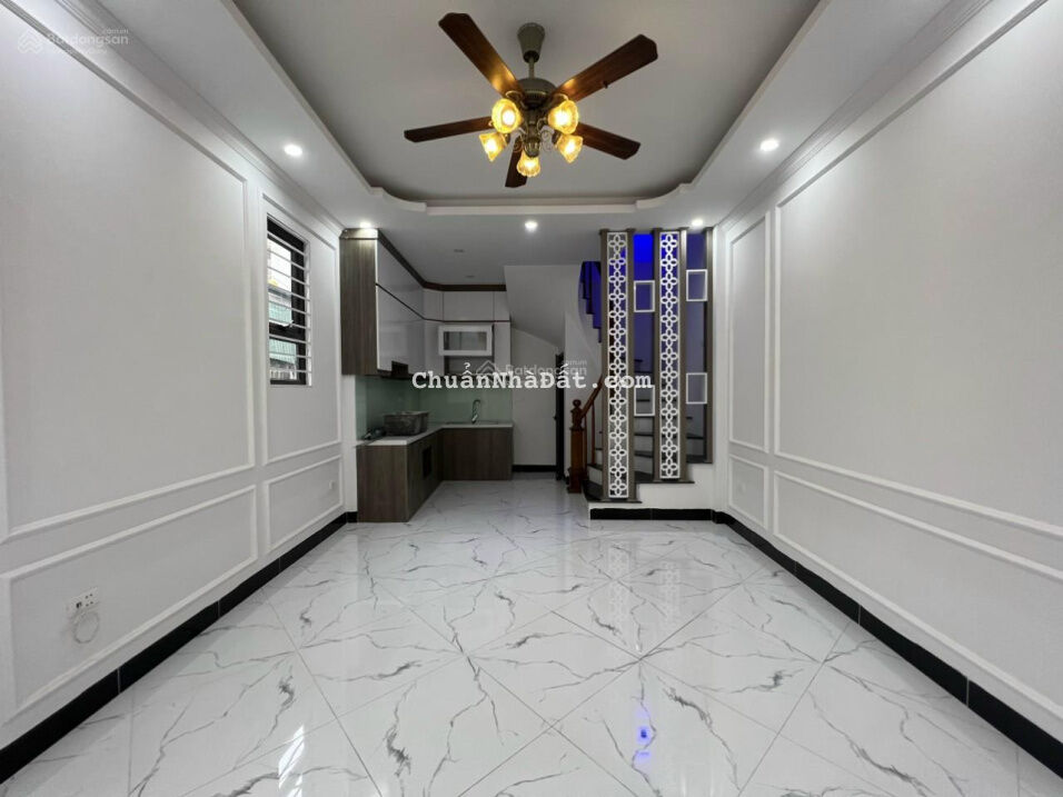 Bán căn nhà 31m2 xây 4 tầng sau khu đô thị Geleximco Lê trọng tấn, gần ngay chợ La Phù.