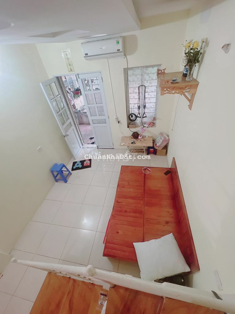 Nhà giá rẻ ngay gần chợ la phù 2 tầng 32m2 chỉ 1,55 tỷ