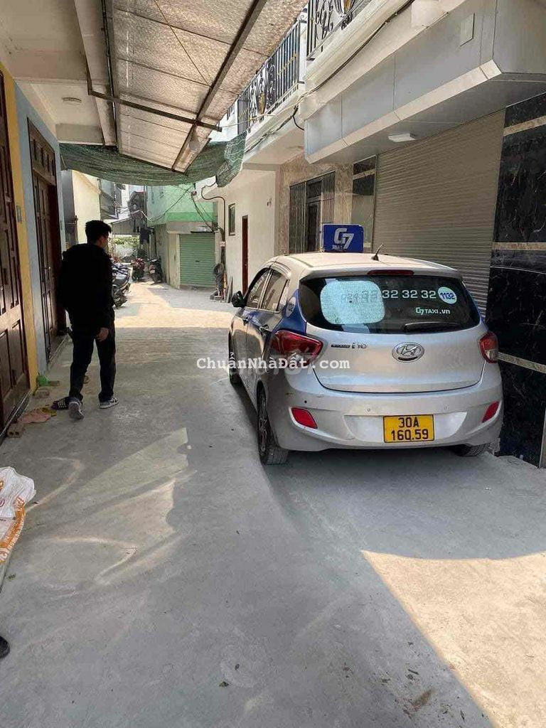 Chỉ 2.15 tỷ có lùi nhà 35m x 5tầng cuối đường Tố Hữu gần KDT đô Nghĩa