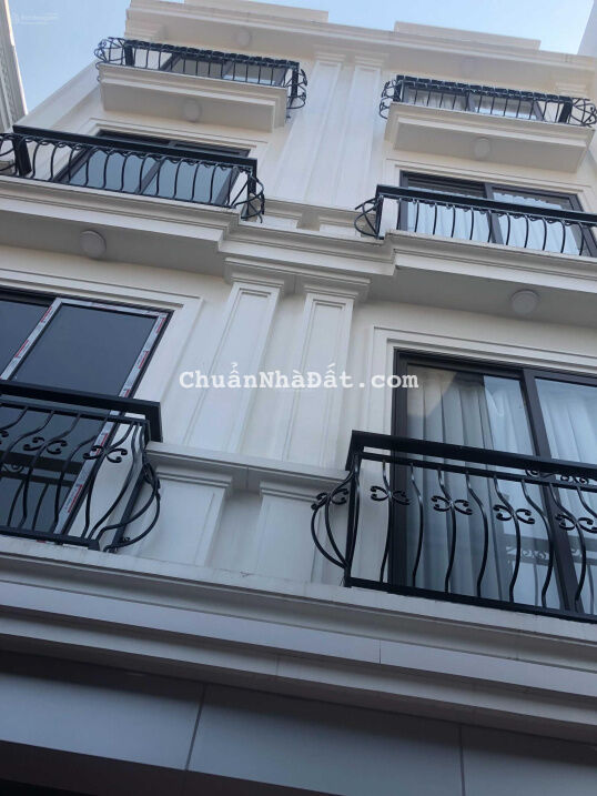 Bán nhà 33m2 xây mới 4 tầng tại An Khánh gần ngay khu đô thị Vinhomes Thăng Long nội thất cơ bản