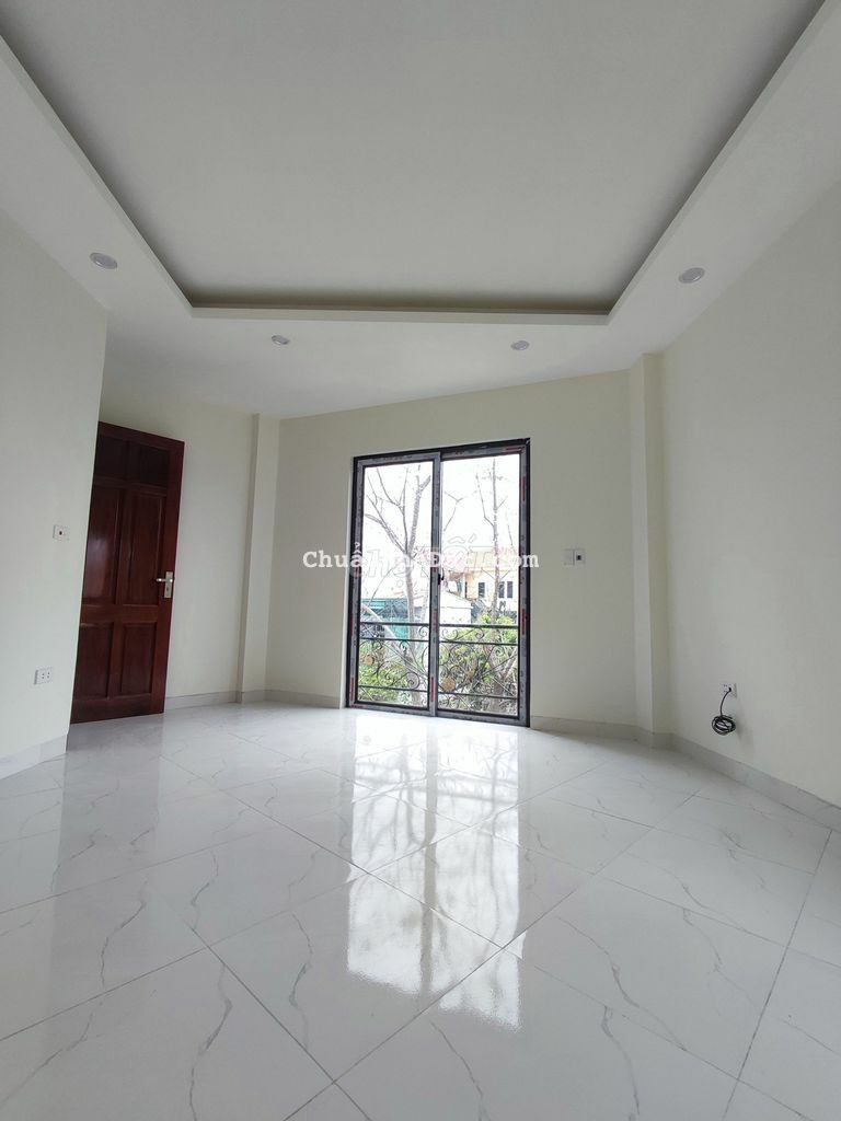 Cần bán căn nhà tại Đông La Hoài Đức. 34M2 x 4 tầng. Giá chỉ 1,75 tỷ,