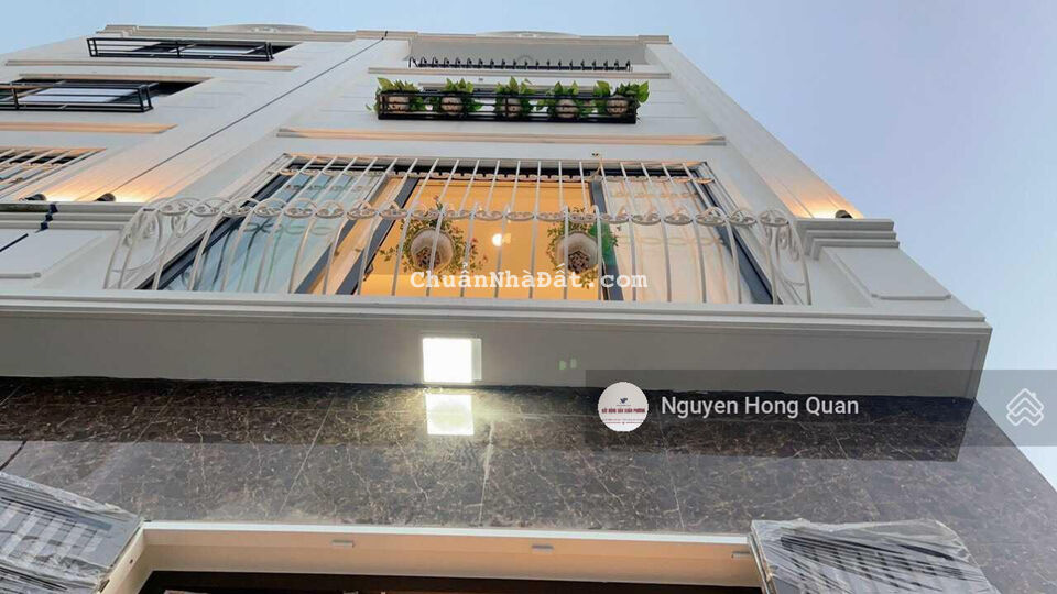 (Tin mới) Bán nhà cuối đường Trịnh Văn Bô, DT 34m2 x 4T = 2,39 tỷ, LH 0977507118