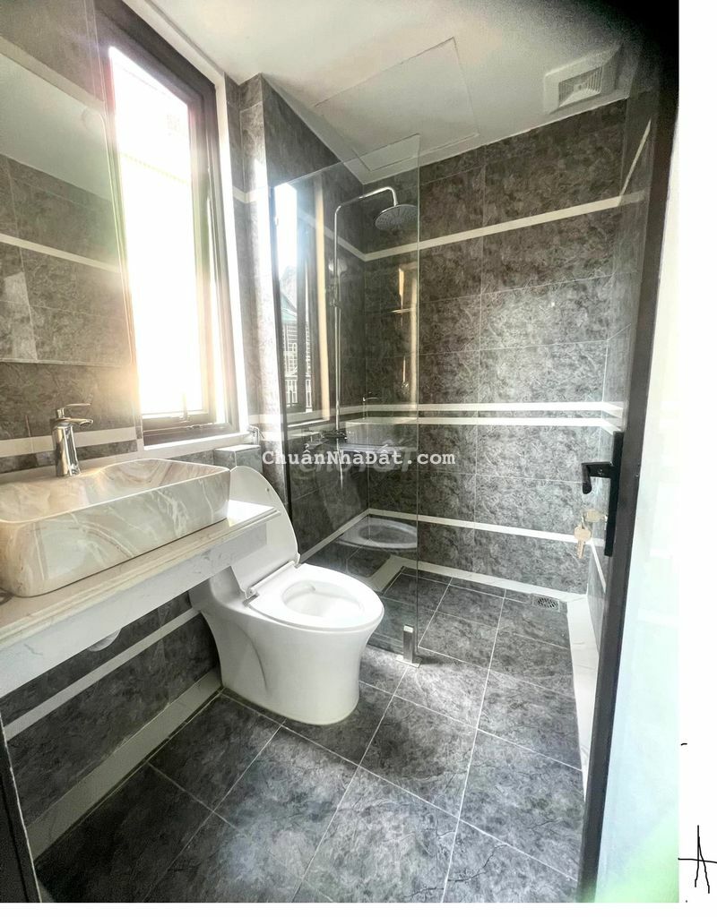 2.6 tỷ nhà Di Trạch-Hoài Đức-35m2-5 tầng-ngõ 3m-full nội thất