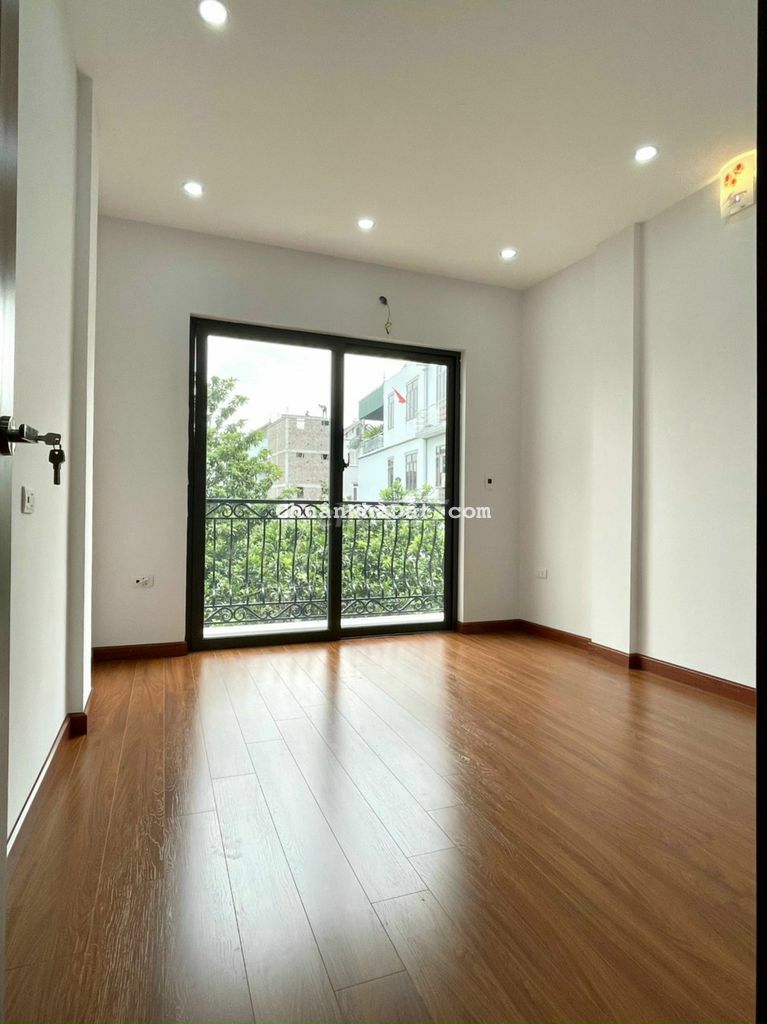 BÁN NHÀ KIM CHUNG DÂN XÂY 4 TẦNG,NGÕ OTO CẠNH NHÀ,HƠN 2 TỶ CHÚT.