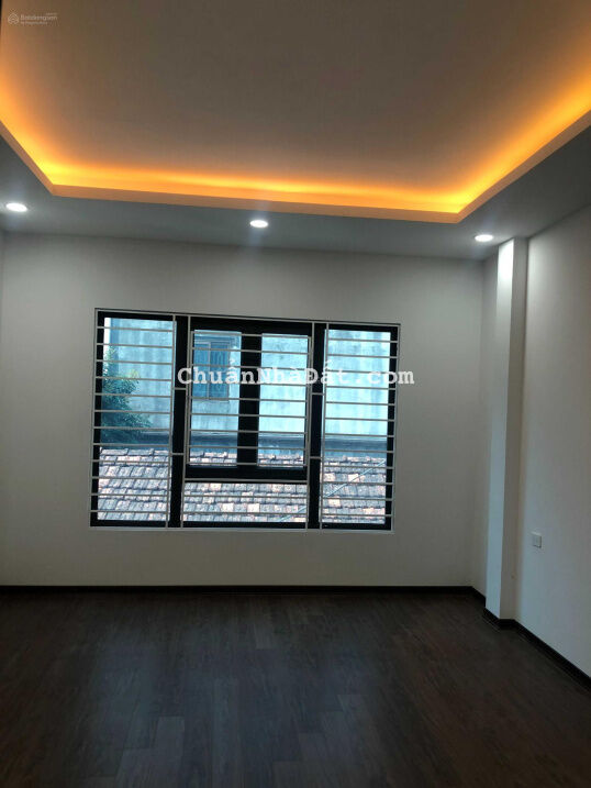 Bán nhà Phú Vinh, An Khánh, Hoài Đức. 40 m2 xây 4 tầng. Nhà đã hoàn thiện. Giá 2.8 tỷ