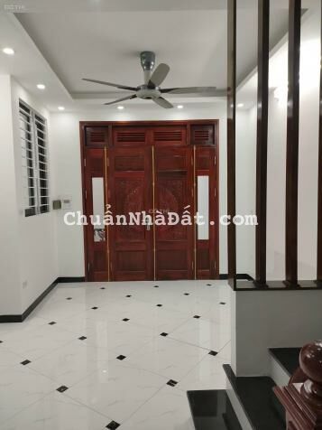 Nhà đẹp ở luôn mặt ngõ Bạch Đằng giá chỉ 7 tỷ, 40m2x5T ngõ gần