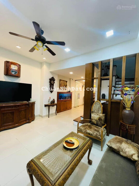 Bán nhà phố Phan Chu Trinh Hoàn Kiếm lô góc nhà mới vào ở ngay, giá 14.7 tỷ