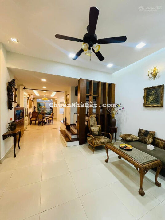 Bán nhà phố Phan Chu Trinh Hoàn Kiếm lô góc nhà mới vào ở ngay, giá 14.7 tỷ