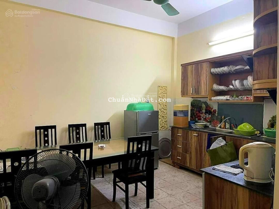 Hoàng Mai bán đất tặng nhà 4 tầng ở tốt. 115m2 giá 7.8 tỷ có thương lượng Hoàng Mai bán đất tặng nhà 4 tầng ở tốt. 115m2 giá 7.8 tỷ có thương lượng