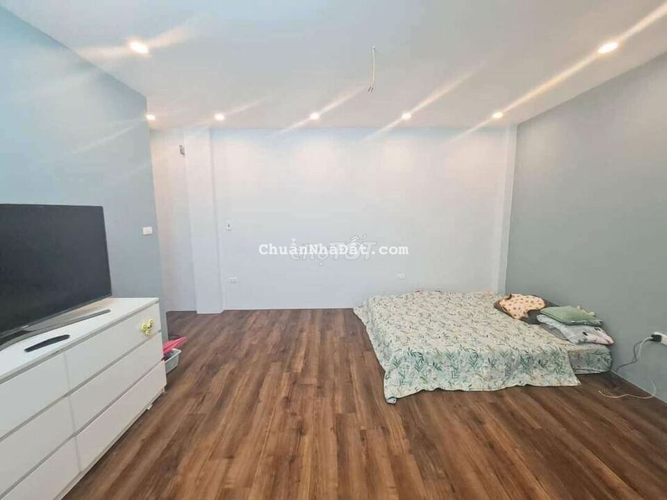 Bán Nhà tt tân mai. Hoàng Mai, diện tích 120m, 3 ngủ, 1tỷ 75, số đỏ