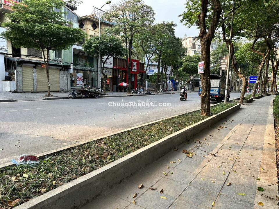 Bán đất và nhà lô đẹp, Bán đảo Linh Đàm, Hoàng Mai, Hà Nội giá 24 tỷ