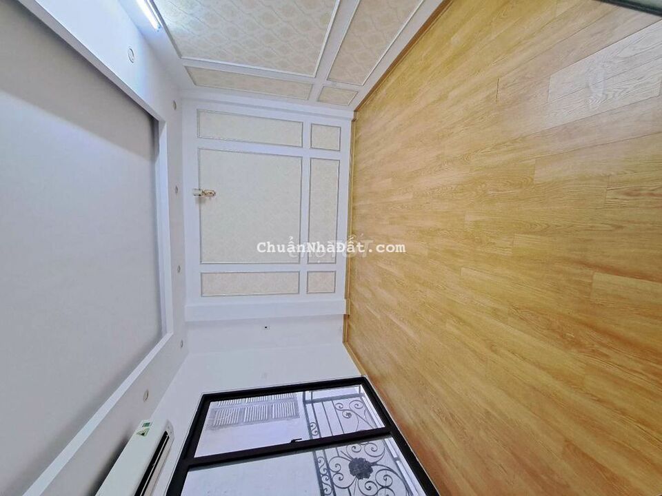 Ô TÔ ĐỖ NHÀ ĐẸP 30M2 x 5 TẦNG NGUYỄN KHOÁI