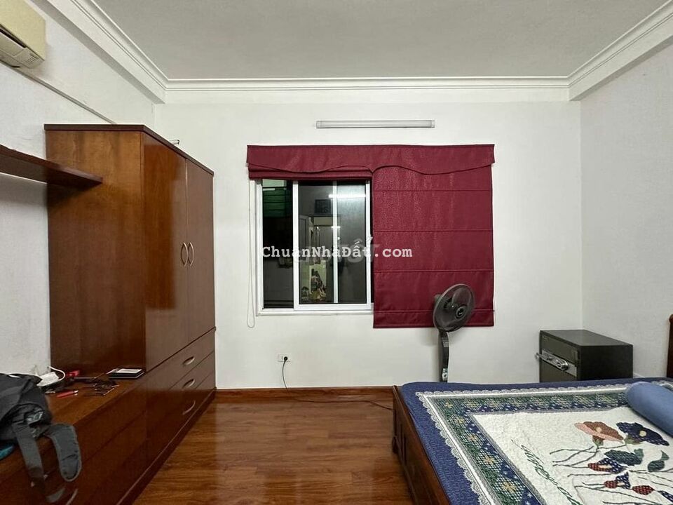 BÁN NHÀ ĐỊNH CÔNG- TRỊNH ĐÌNH CỬU- ĐẠI TỪ 5 TẦNG 3 TỶ4 NỘI THẤT CAOCẤP