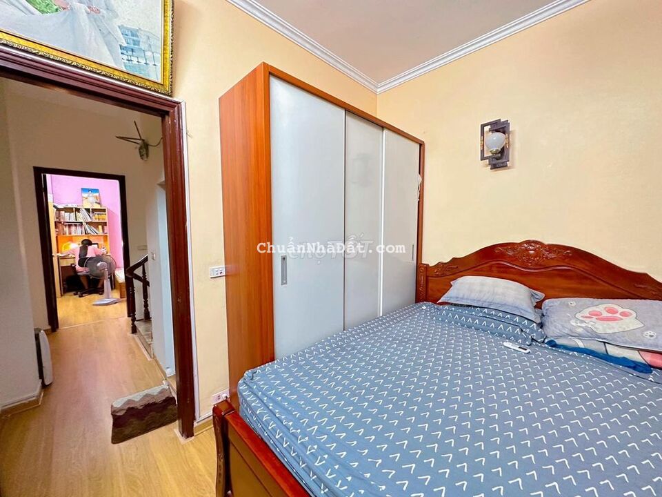 Hạ chào 150tr_Định Công Thượng_nhà mới đẹp_oto_ngõ rộng