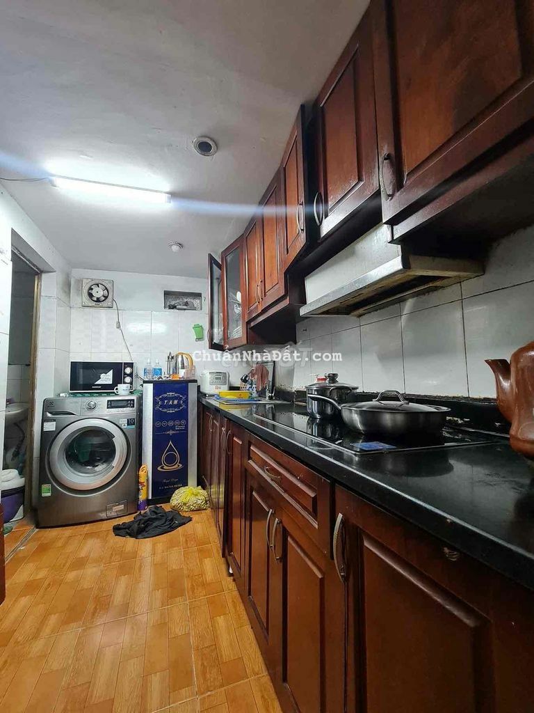 Bán nhà Ngõ 260 Phố Tân Mai quận Hoàng Mai. Ngõ rộng đẹp giá rẻ 1,1 ty