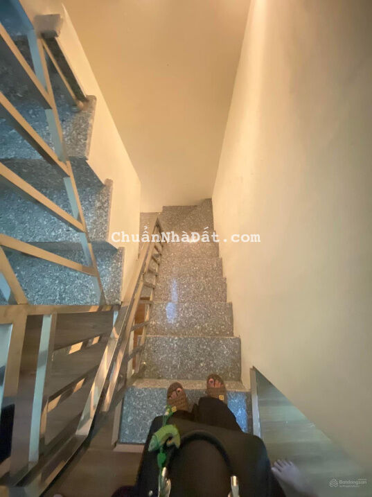 Hàng hiếm có 1 không 2, sổ đỏ CC đi xem ngay tại Tam Trinh, Hoàng Mai 32m/4tầng/2,6tỷ