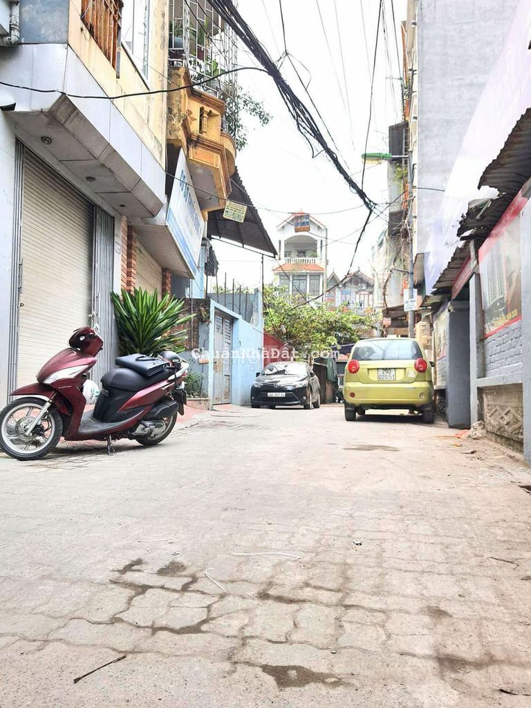 PHÂN LÔ - Ô TÔ - KINH DOANH - NGÕ THÔNG - NAM DƯ