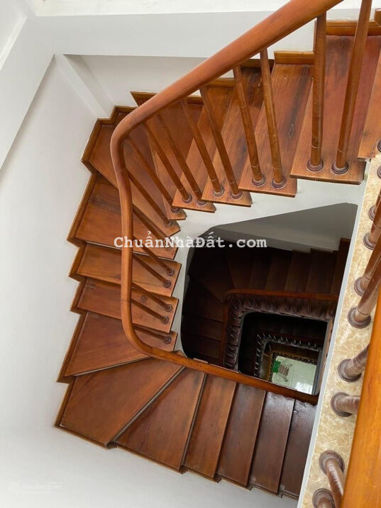 Bán nhà Trương Định, nhà phân lô, hai thoáng, ô tô đỗ 15m, 39m2, 4 ngủ, 3,69 tỷ