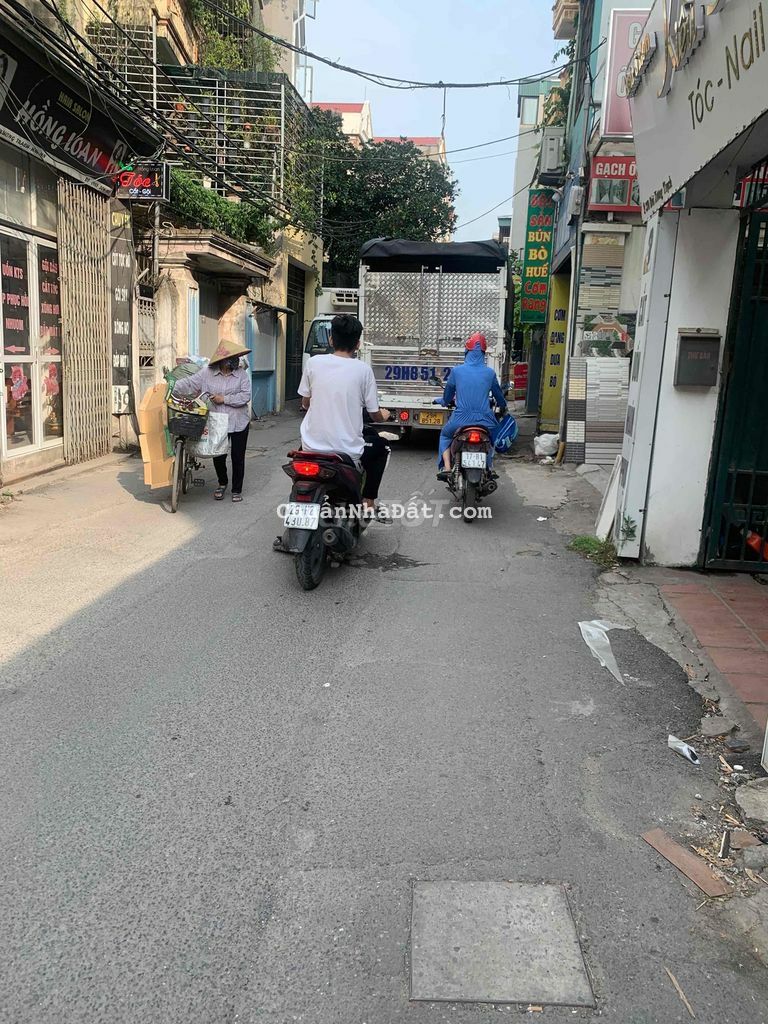 NHANH CHÂN ĐỂ SỞ HỮU NHÀ PHỐ BÙI XƯƠNG TRẠCH MẶT TIỀN RỘNG BIỆT LẬP NHANH CHÂN ĐỂ SỞ HỮU NHÀ PHỐ BÙI XƯƠNG TRẠCH MẶT TIỀN RỘNG BIỆT LẬP