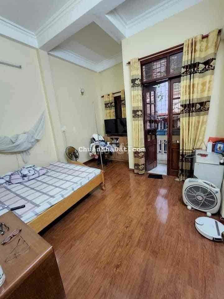 Bán nhà Ngõ 173 Tam Trinh-Ở Ngay 45m 4 Tầng Giá 3.7 tỷ