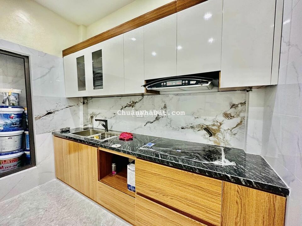 BÁN NHÀ KIM GIANG MẶT NGÕ THÔNG SÁT Ô TÔ MẶT TIỀN KHỦNG KD ĐỈNH 45M