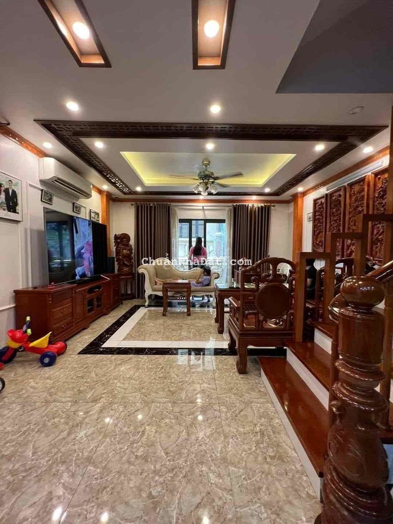 Bán nhà Khu phân Lô Đền Lừ Ngõ 299 phố Hoàng Mai.Nhà đẹp ô tô đỗ tranh