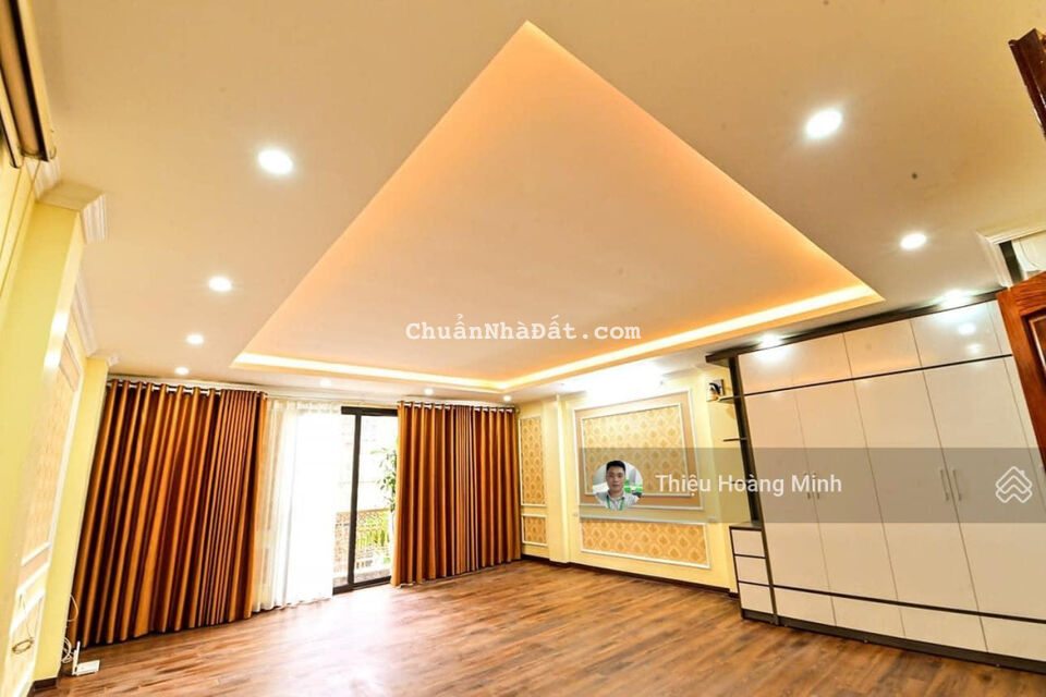 Bán nhà Trương Định, Hoàng Mai, 52m2, 2 thoáng, ô tô đỗ cửa, nhỉnh 5 tỷ