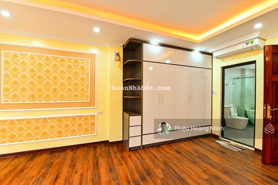 Bán nhà Trương Định, Hoàng Mai, 52m2, 2 thoáng, ô tô đỗ cửa, nhỉnh 5 tỷ