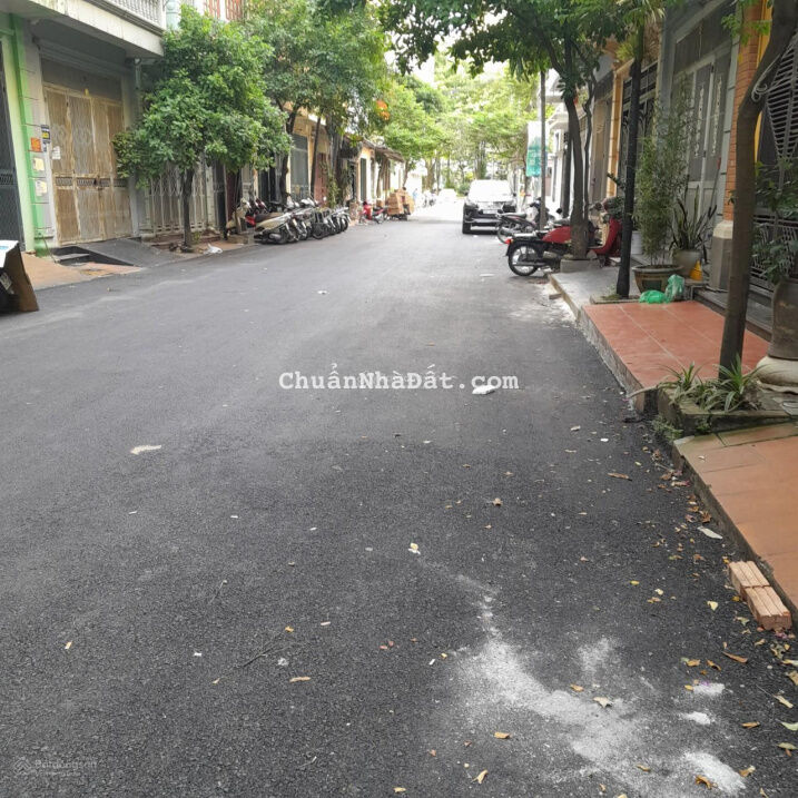 Giá rẻ khu đô thị Đại Kim 10.8 tỷ, 53m2 - Hoàng Mai - Hà Nội Giá rẻ khu đô thị Đại Kim 10.8 tỷ, 53m2 - Hoàng Mai - Hà Nội