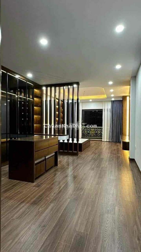 Nhà Hoàng Mai, Ô tô tránh Kinh doanh - VP - thang máy - full nội thất Nhà Hoàng Mai, Ô tô tránh Kinh doanh - VP - thang máy - full nội thất