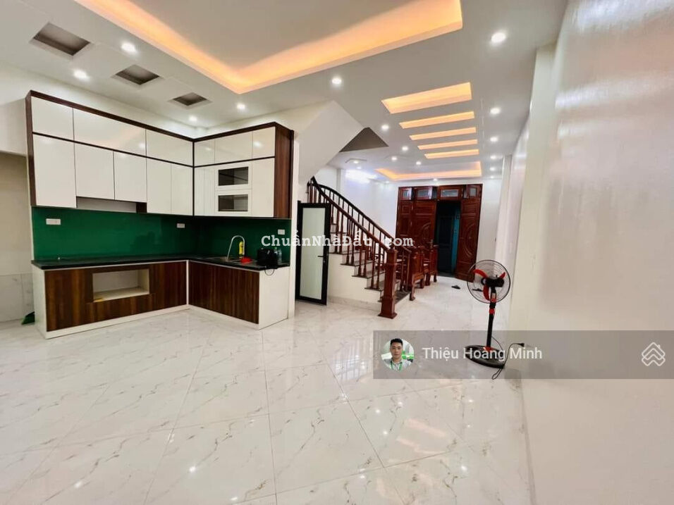 Bán nhà Kim Đồng, Hoàng Mai, 65m2, phân lô, ngõ nông, thông tứ tung, nhỉnh 6 tỷ