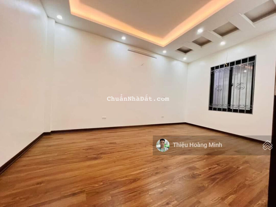 Bán nhà Kim Đồng, Hoàng Mai, 65m2, phân lô, ngõ nông, thông tứ tung, nhỉnh 6 tỷ