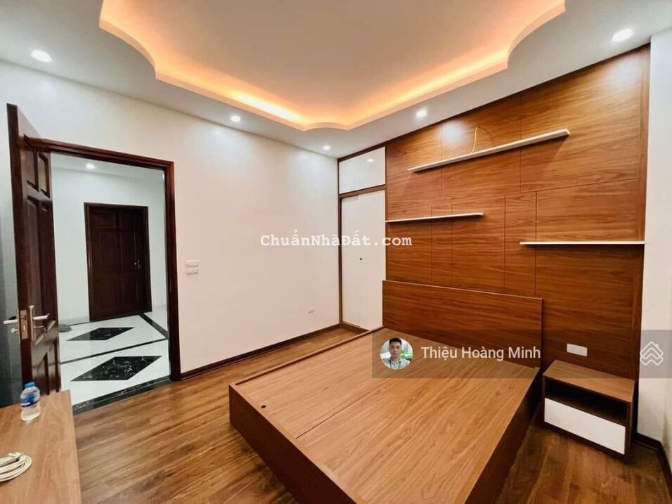 Bán nhà Kim Đồng, Hoàng Mai, 65m2, phân lô, ngõ nông, thông tứ tung, nhỉnh 6 tỷ