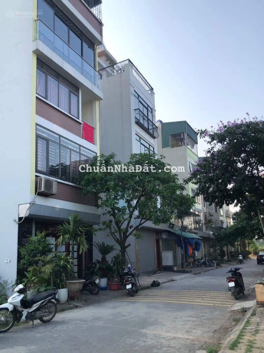 Bán nhà khu đô thị Linh Đàm - vỉa hè kinh doanh - gara ô tô - tầng hầm thang máy