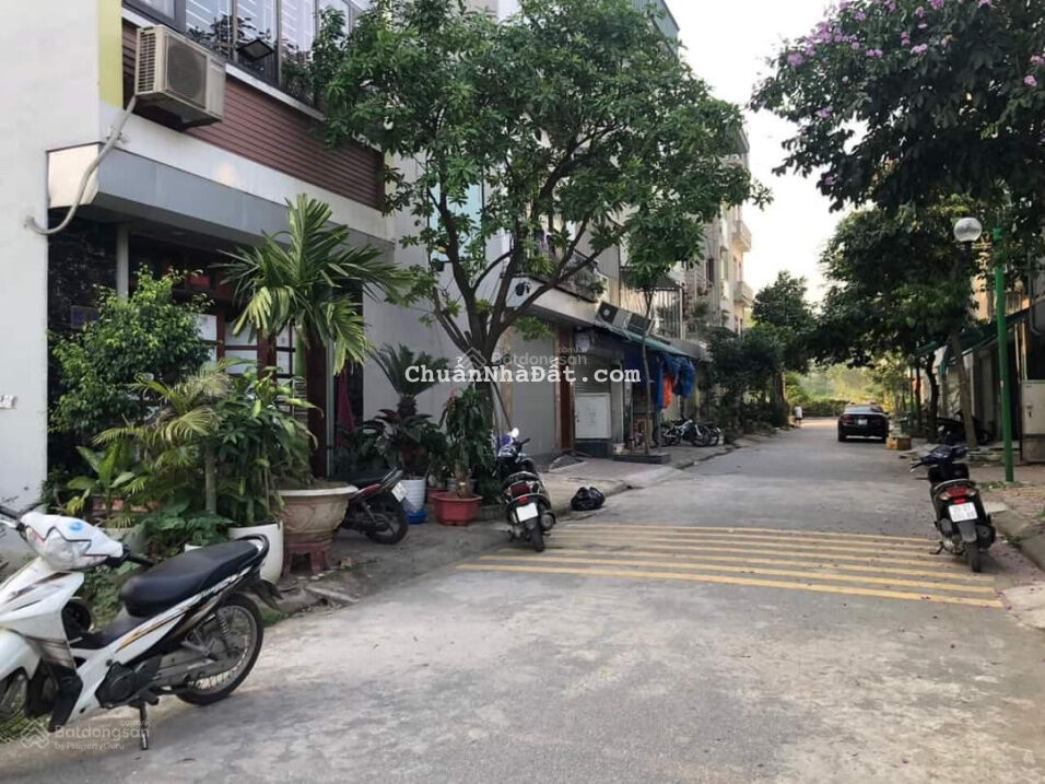 Bán nhà khu đô thị Linh Đàm - vỉa hè kinh doanh - gara ô tô - tầng hầm thang máy