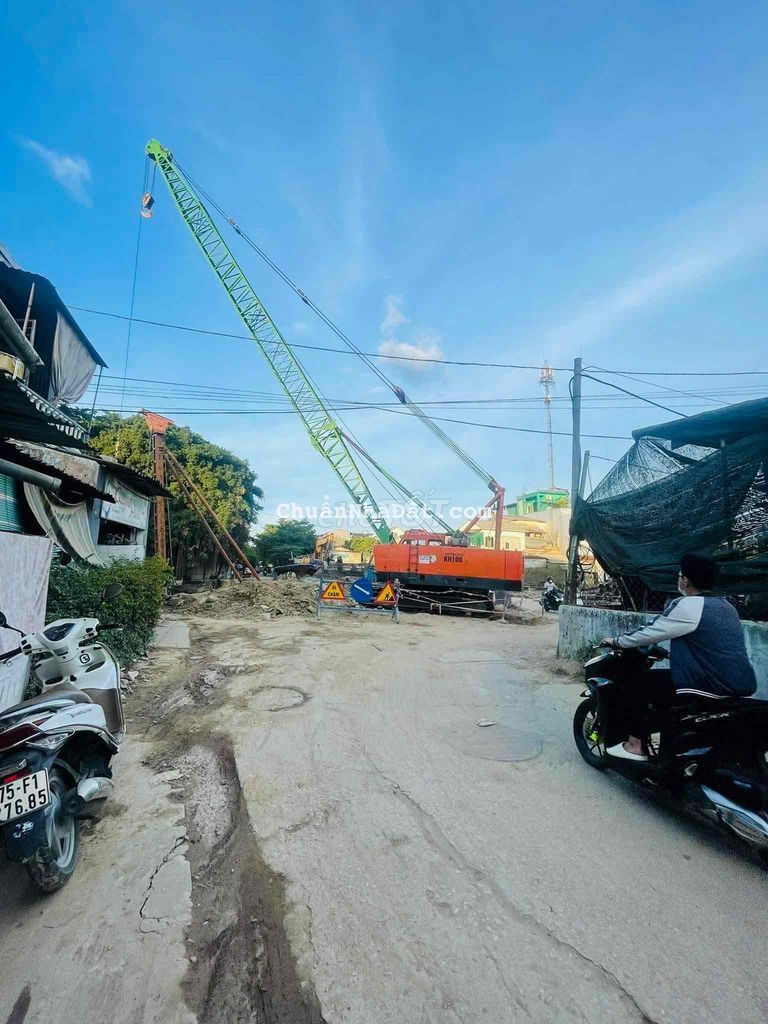 nhà 2 tầng kiệt Nguyễn Lộ trạch, DT 47m2 chỉ 1,620 ty, gần cầu, đường