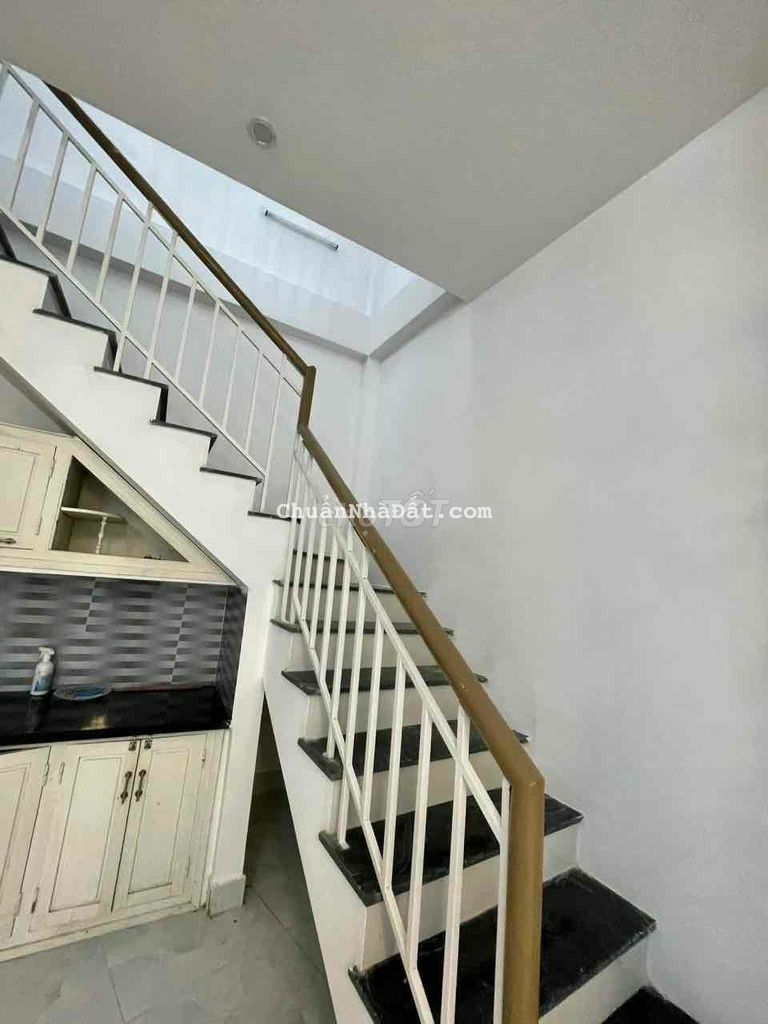 NHÀ 2 tầng kiệt oto 22 Tam thai DT 67m bán 1,950 tỷ gần đàn NAM GIAO