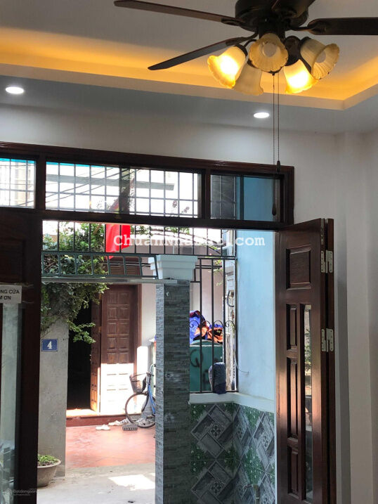 Bán nhà mới xây 4 tầng, ngõ ô tô đỗ cửa tại Đồng Mai, Hà Đông. Nhà đẹp giá có 2,22 tỷ cách QL6 150m