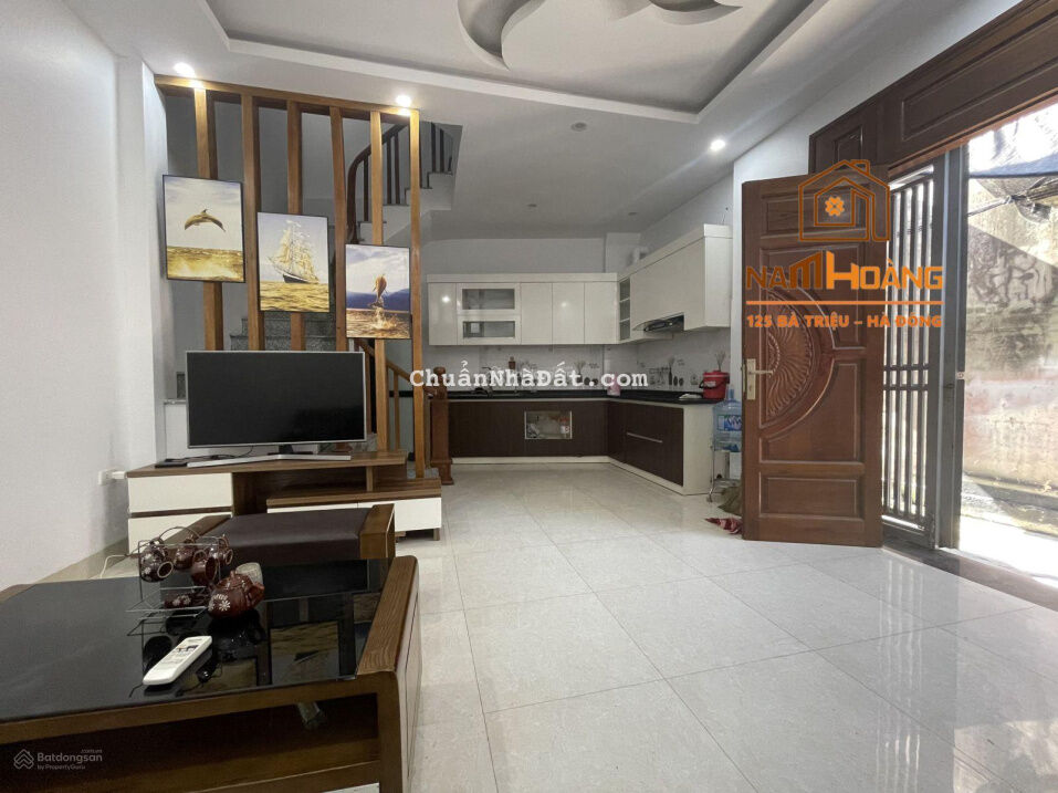 Chuyển nơi ở bán nhà 20m ra đường ôtô (33m2x4 tầng)/để lại full nội thất như ảnh/gần UBND Phú Lương