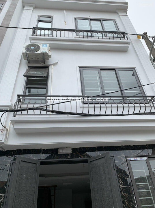 Bán căn nhà 31m2 xây 3 tầng ô tô đỗ cách 50m, gần ngay Khu Đô thị Nam Cường.