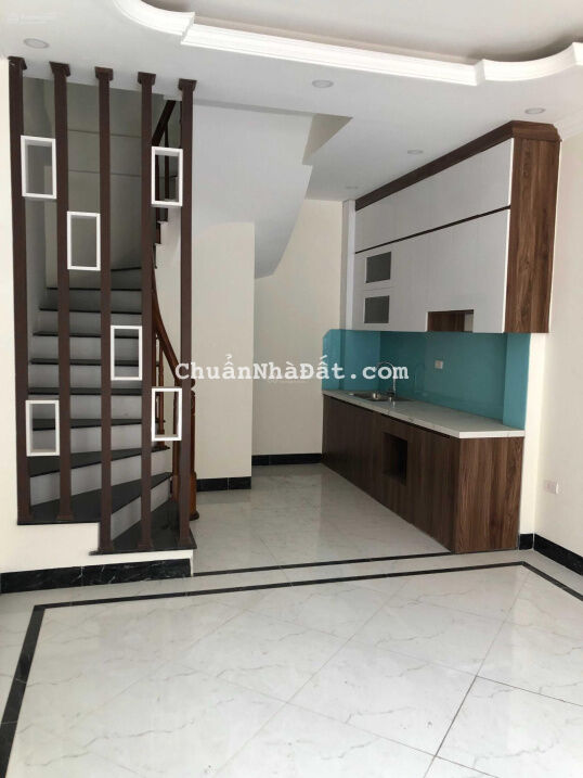 Bán nhà 4 tầng mới xây tổng diện tích 130m2. Ngõ ô tô đỗ cửa tại Đồng Mai, Hà Đông. Cách QL6 200m