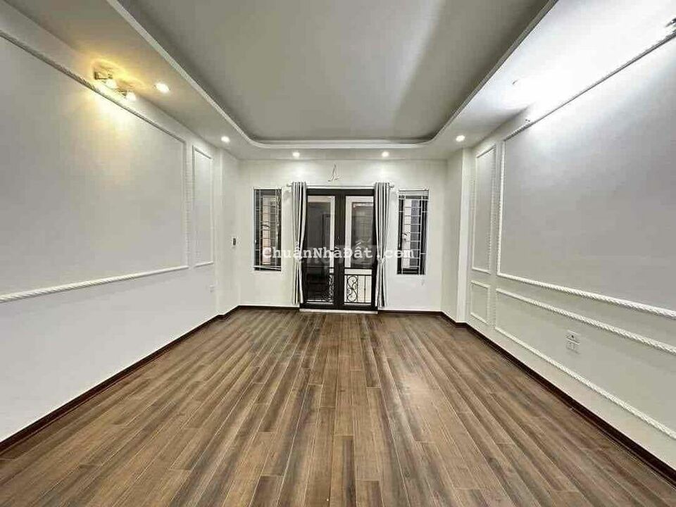 ỷ La. Dương Nội gần Lê Trọng Tấn  Hà Dfoong