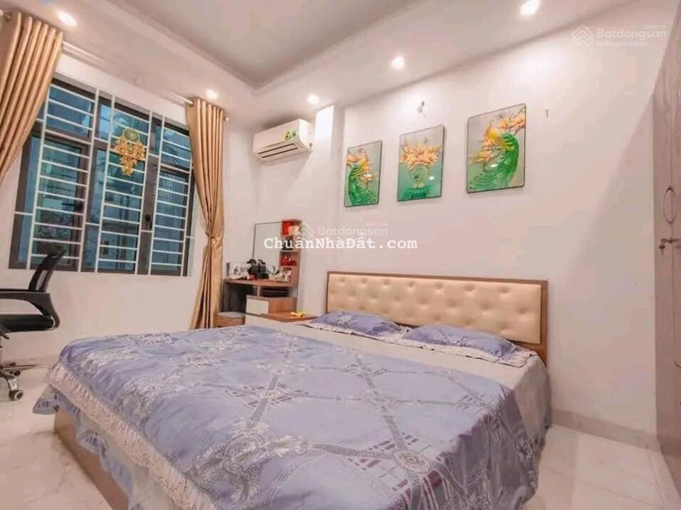 Nhỉnh 3 tỷ có ngay nhà lô góc thiết kế 5 phòng ngủ sát mặt phố Quang Trung, Hà Đông