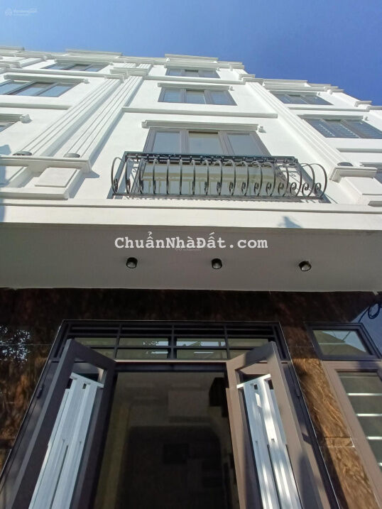 Nhà đẹp, rẻ nhất ở Hà Đông, dt 33m2, 5 tầng, ô tô đỗ sát cửa, 100m ra đường ô tô tránh. Chỉ 1.65 tỷ