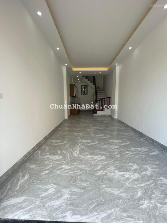 Nhà đẹp, rẻ nhất ở Hà Đông, dt 33m2, 5 tầng, ô tô đỗ sát cửa, 100m ra đường ô tô tránh. Chỉ 1.65 tỷ